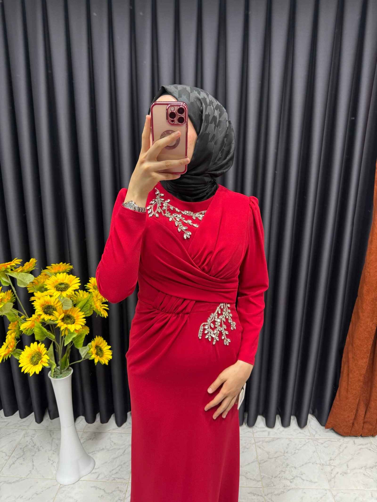 img_1717-2 Önü taş işlemeli drape detaylı balık elbise (kopya)