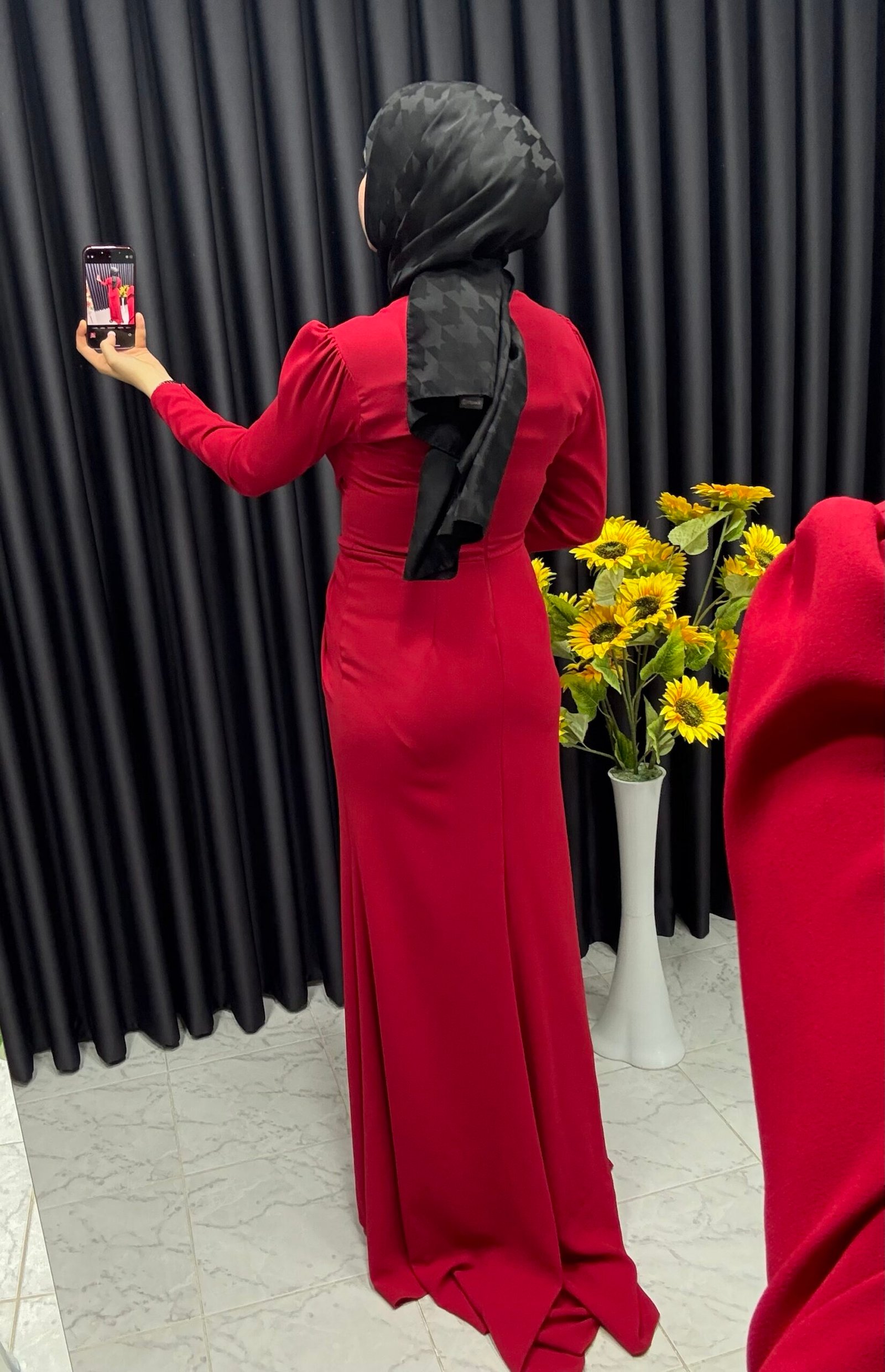 img_1721-2 Önü taş işlemeli drape detaylı balık elbise (kopya)