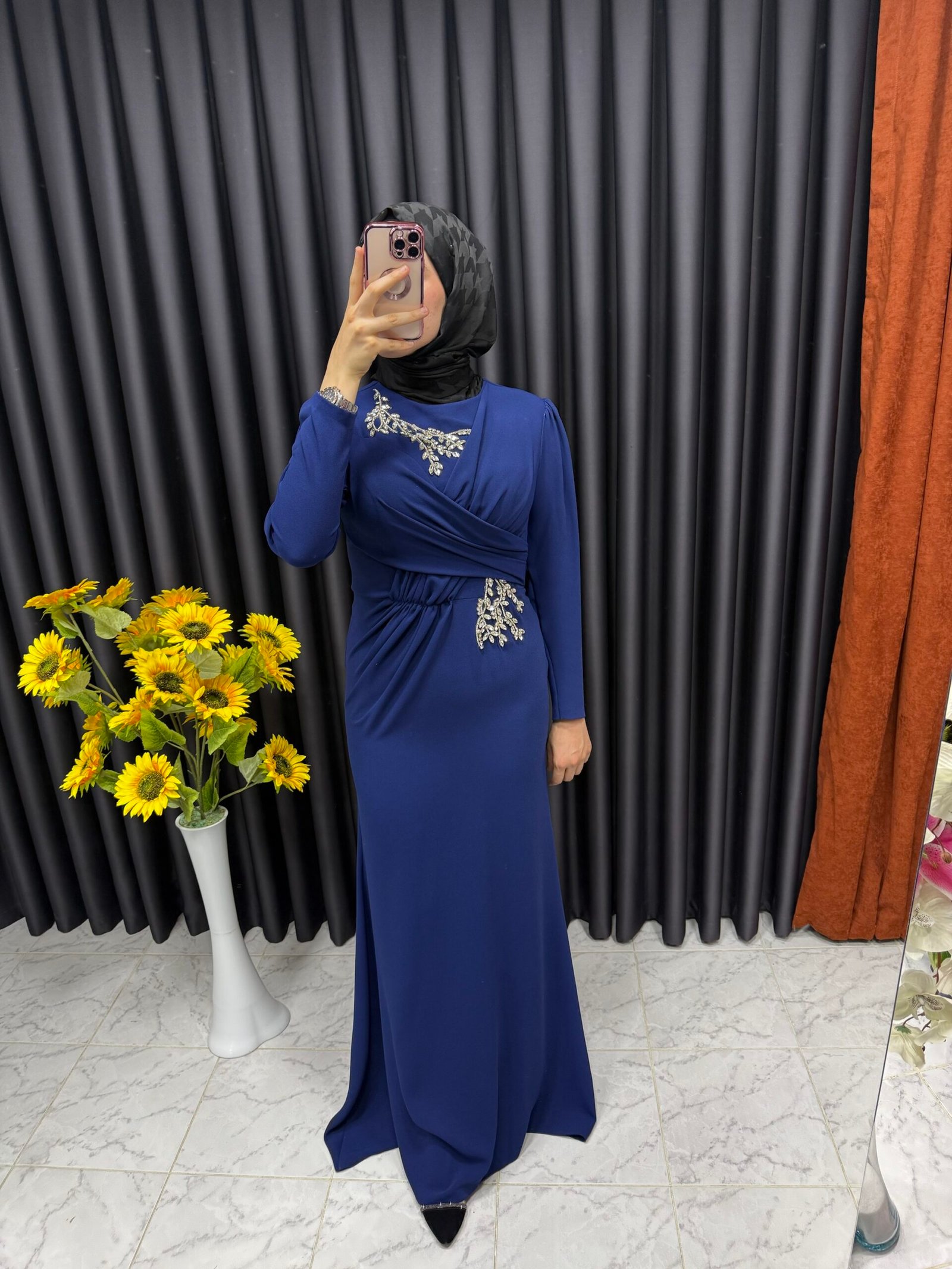 img_1757 Önü taş işlemeli drape detaylı balık elbise