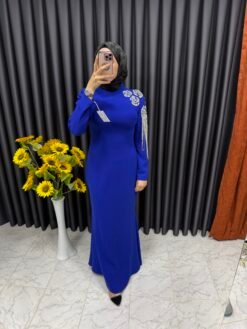 Omzu sallamalı taş detaylı balık elbise Saks Mavisi