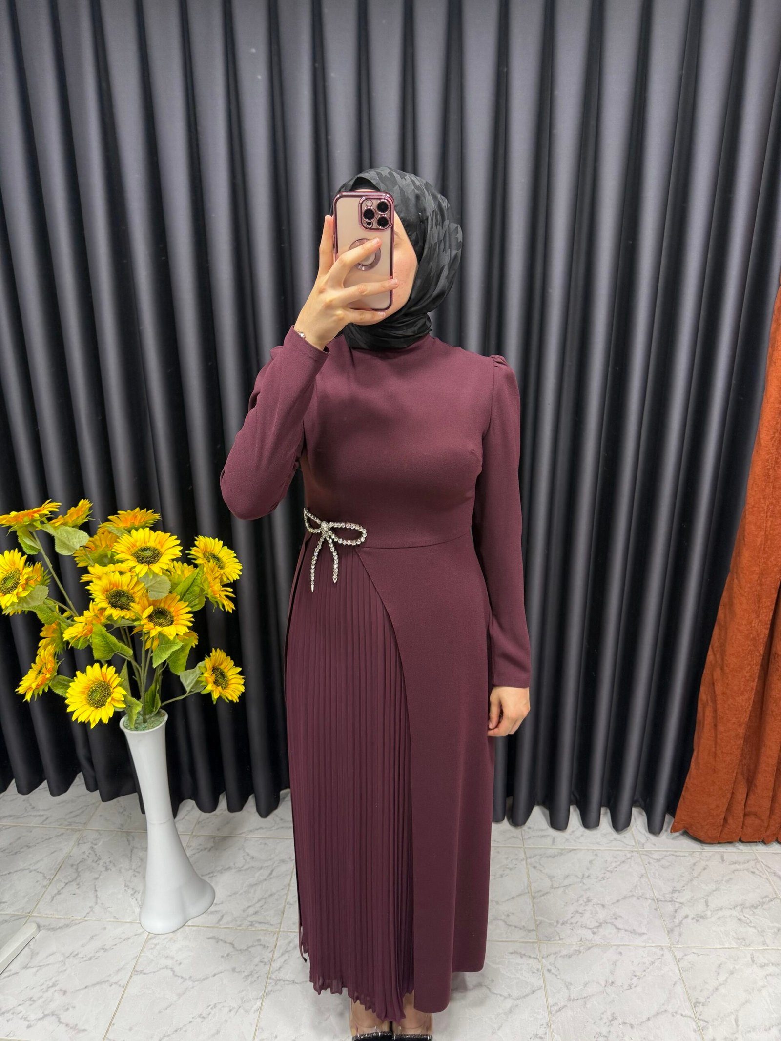 img_1856 Önü pile detaylı kurdeleli elbise (kopya)