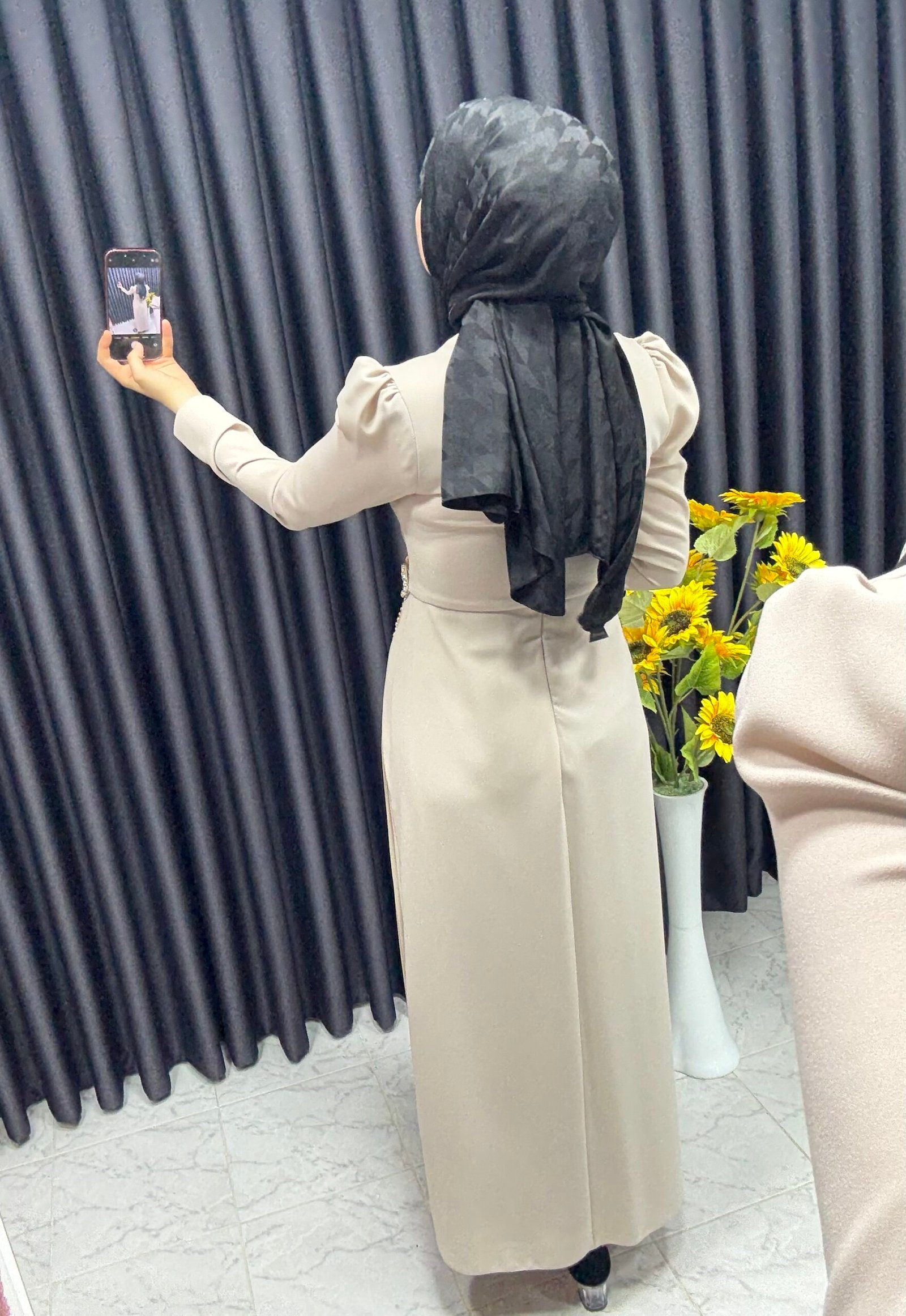 img_1867 Önü pile detaylı kurdeleli elbise