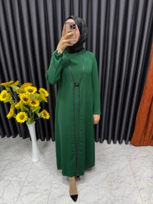 Önü yelek görünümünde kapaklı elbise