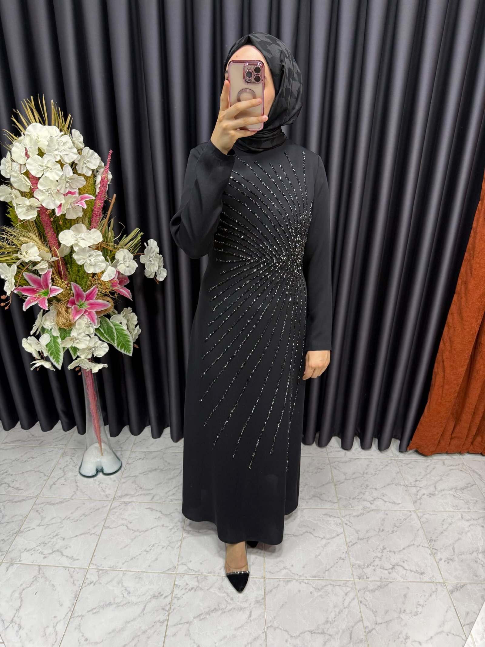 işın uzantılı taşlı elbise