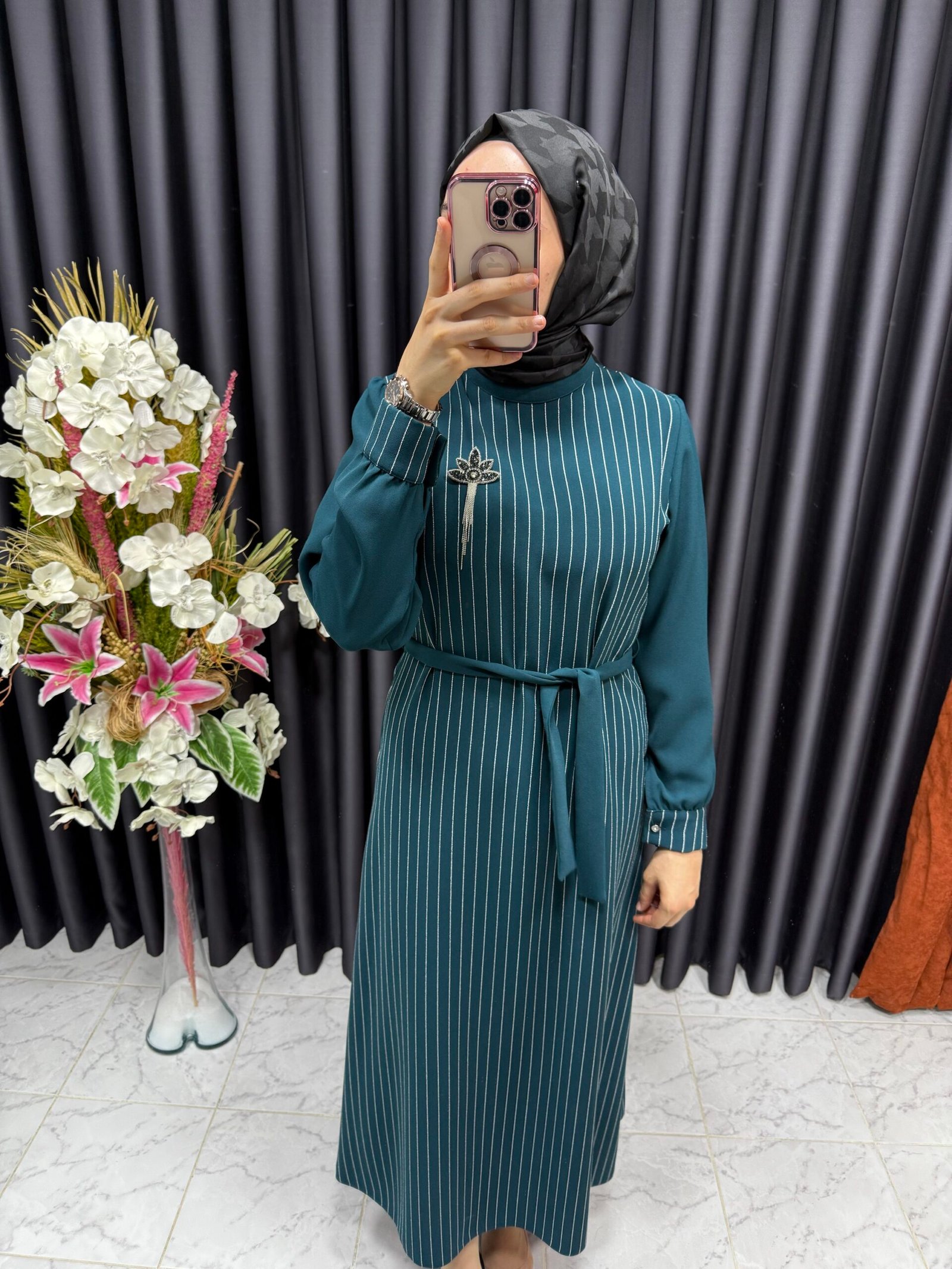 img_2985-2 Çizgili Önü broşlu elbise