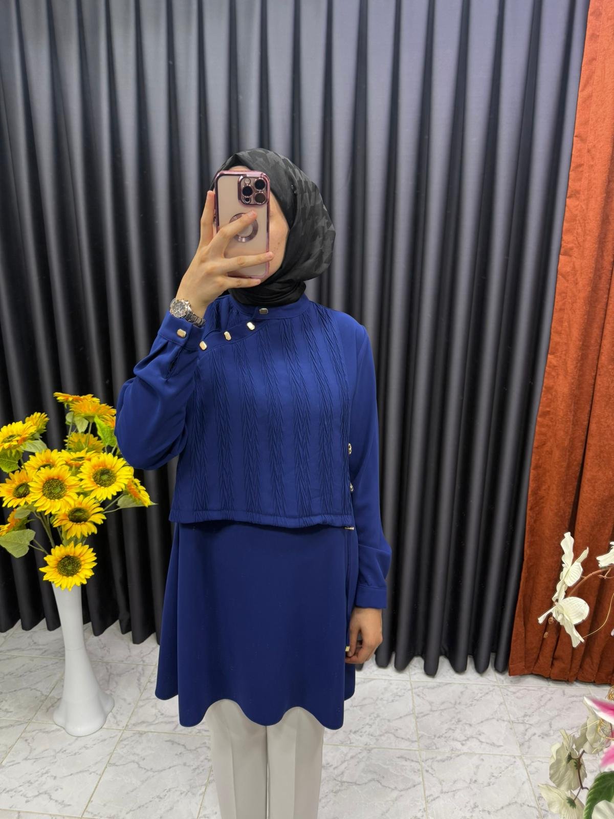 Önü büzdürmeli toka detaylı tunik (kopya) Önü büzdürmeli toka detaylı tunik (kopya)