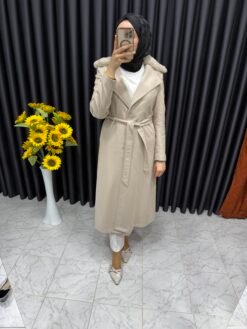 Kürk Detaylı İnce Kaşe Kaban Bej