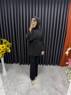 Yapraklı Tül Detaylı Takım Siyah