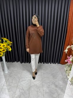 Kolu ve Önü Dallı Boncuk İşlemeli Tunik Kahverengi