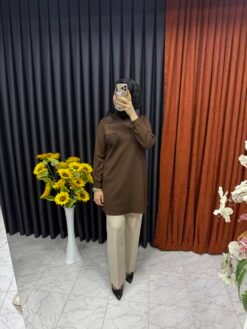 Önü Dairesel Boncuk İşlemeli Tunik Kahverengi