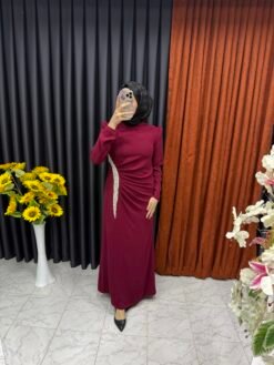 Taş İşlemeli Drape Detaylı Abiye Kırmızı