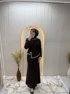 Önü Taş İşlemeli Balık Elbise Kahverengi